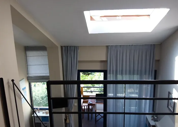 Ntelis Néos Marmarás