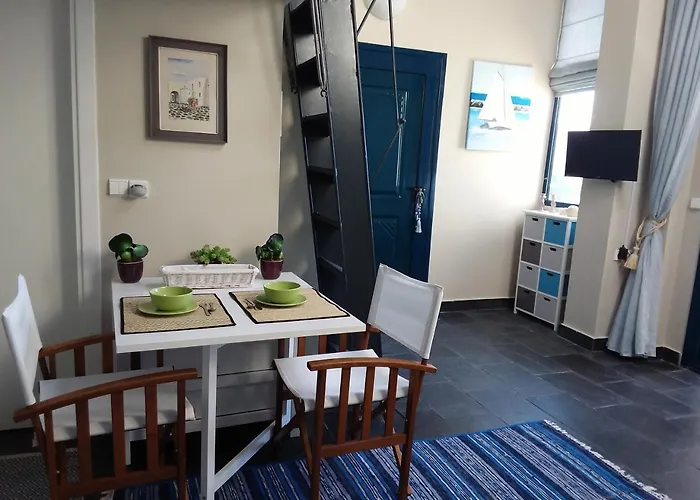 Ntelis Néos Marmarás