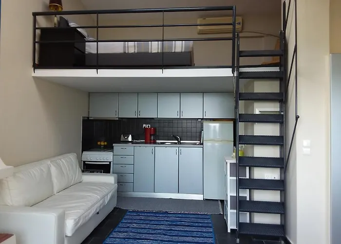 Ntelis * Néos Marmarás